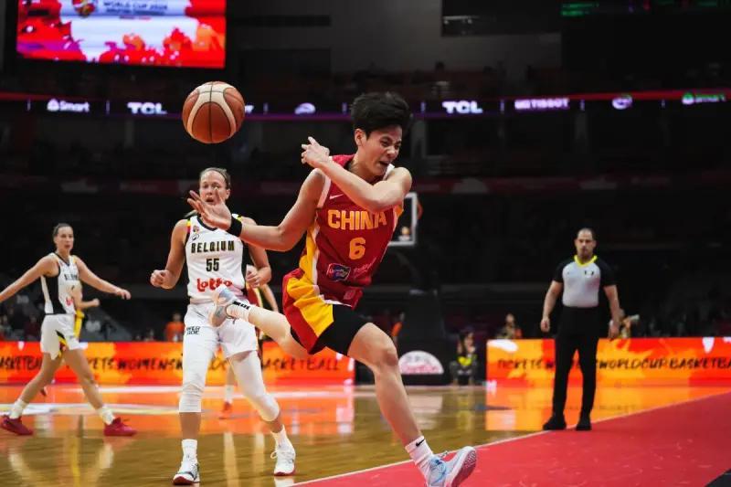 世界杯高清直播-女篮内线顶级,后卫+锋线实力堪忧!没得分没传球,太耽误上限了